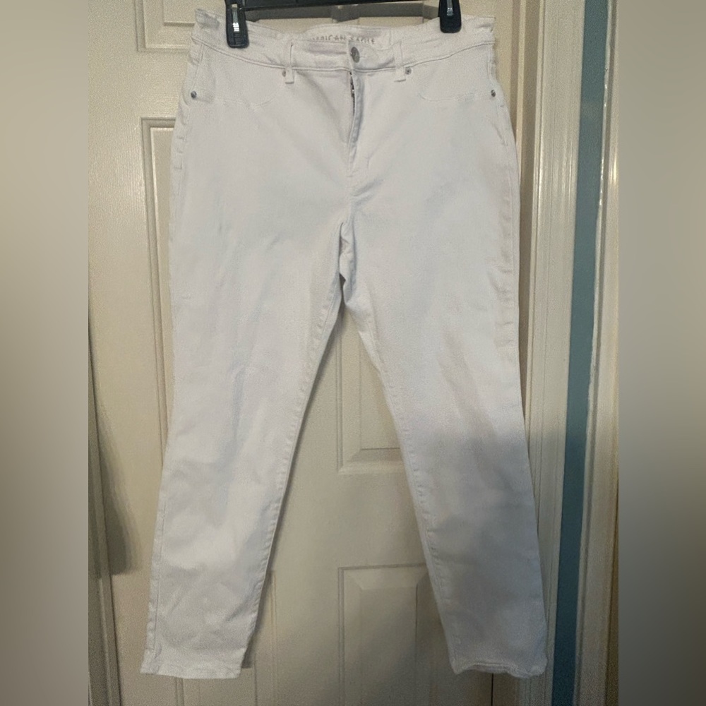 American Eagle Jegging; size 18 white